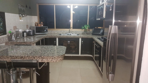Imagen 3 de 14 de Apartamento 4 Hab. 3 Baños