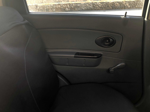 Imagen 6 de 6 de Chevrolette Spark Coupe