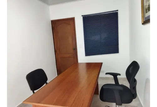 Vendo Casa Para Inversionistas Con Coworking Y 2 Aptos.