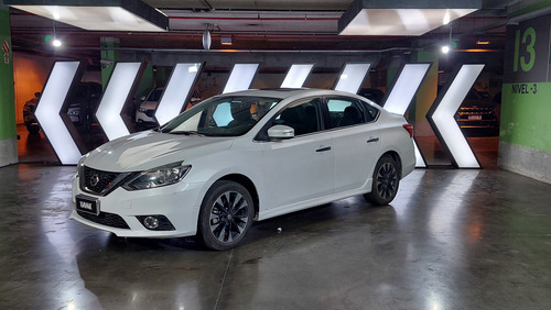 Nissan Sentra 1.8 SR PURE DRIVE CVT