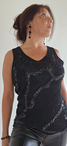 Blusa De Fiesta Bordada Más Mangas Murciélago.