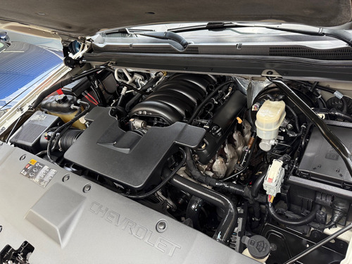 Chevrolet Suburban 5.3 Lt V8 Piel 2da Cubo At