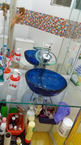 Casa Sobrado De 3 Quartos Com Garagem Bem Localizada