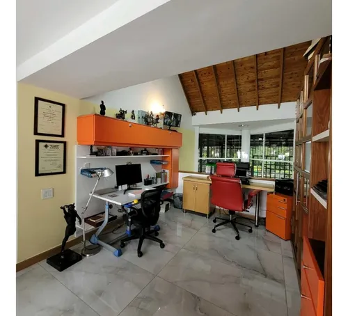 Casa Poblado Cola Del Zorro
