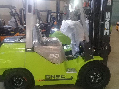 Imagen 8 de 12 de Autoelevador Mitsubishi Snsc Diesel 3.0 Toneladas