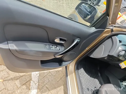 Renault Stepway 1.6 Intense Automática