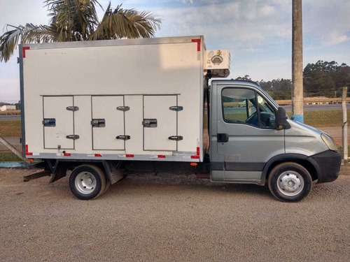 Imagem 3 de 7 de Iveco 55c16
