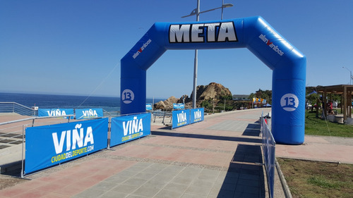 Imagen 2 de 10 de Arriendo Arco De Meta Inflable Y Otros