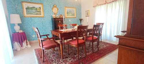 Casa En Country San Patricio.