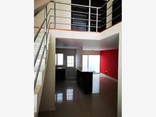 Imagen 4 de 10 de Casa Sola En Venta Fracc Fstse