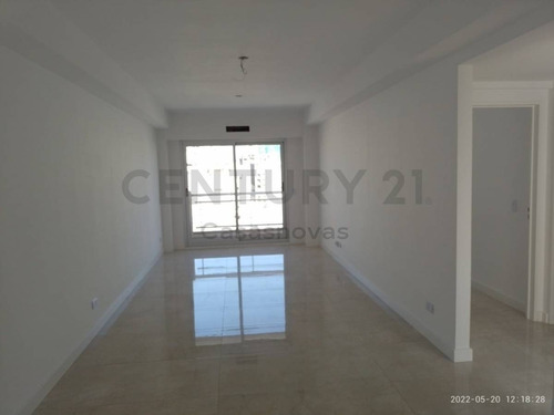 Imagen 17 de 19 de Depto 4 Amb. Frente, Balcon Corrido, Categoria, Full Amenities