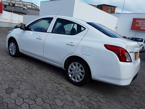 Imagem 5 de 9 de Nissan Versa 1.0 12v Flex 4p Manual