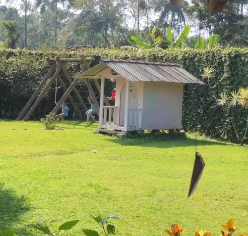Casa Mobiliada Em Antonina Com Piscina E Área Verde