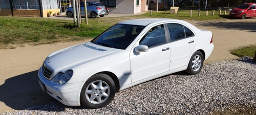 Imagen 7 de 12 de Mercedes Benz C200 Kompressor, Permuto