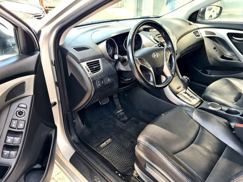 Hyundai Elantra 1.8 Gls At. 2013 68.000km Tomo Usado Fcio.