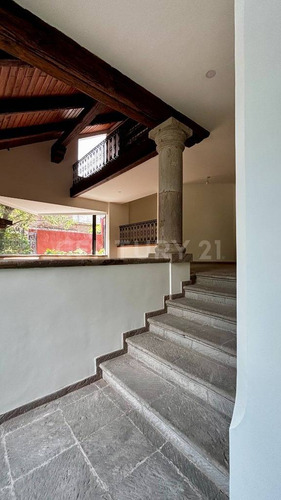 Casa En Renta En Condominio En Tecamachalco Totalmente Remodelada