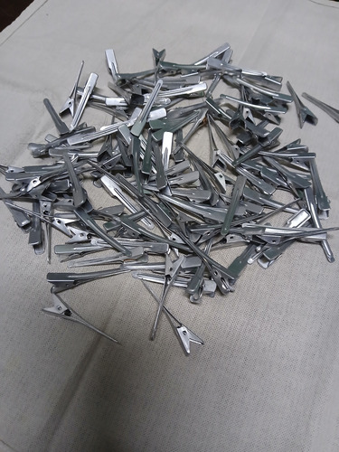 Pinzas Picos Cortos X 128. Peluqueria (Usado)