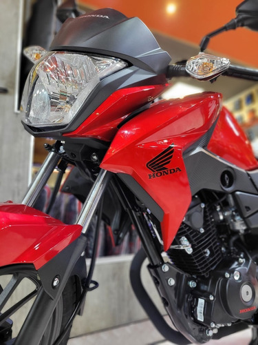 Honda Cb Twister 125. Tamburrino Motos