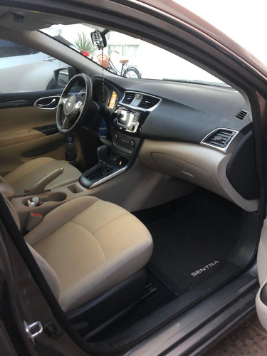 Nissan Sentra 1.8 Advance Mt