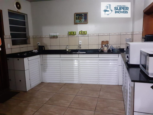 Imagem 3 de 9 de Casa A Venda No Bairro Centro Em Pelotas - Rs. - 1246-1