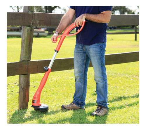 Imagen 6 de 8 de Bordeadora 400w 10000 Rpm Black + Decker