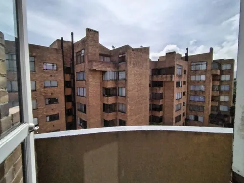 Apartamento En Venta En Modelia. Cod V16411