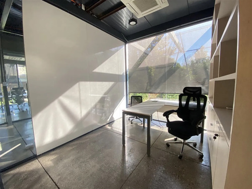 Moderna Oficina En Venta En Chicureo 