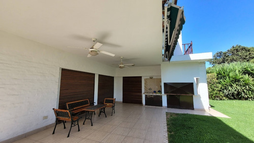 Casa A La Venta En Country Las Lajas