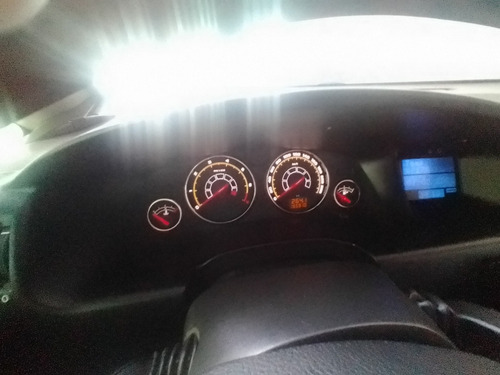 Imagem 9 de 14 de Chevrolet Zafira 2003 2.0 8v 5p