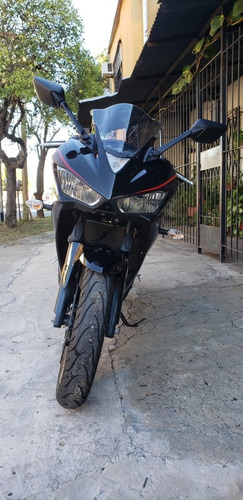 Yamaha R3