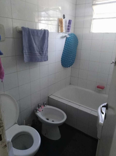 Casa Ana Acerboni 1359 - Barrio Ferroviario, Banfield