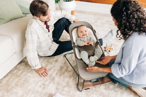 Hamaca Porta Bebé Uppababy Mira Asiento Mecedor 2 En 1 Color Wells Liso