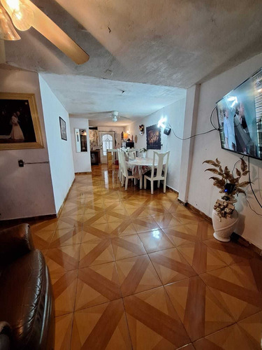 Casa En Venta En Constituyentes De Querétaro En San Nicolás De Los Garza