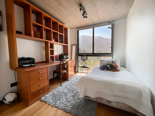 Departamento En Venta De 4 Dorm. En Lo Barnechea