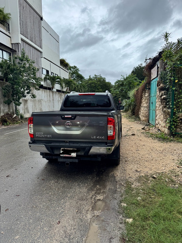 Nissan Frontier 4.0 Pro-4x V6 4x4 At