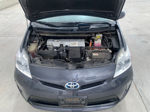 Imagen 14 de 15 de Toyota Prius Hibrido 2015