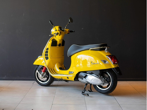 Imagen 21 de 25 de Vespa Gts Super 300 Amarilla Reserva Ya