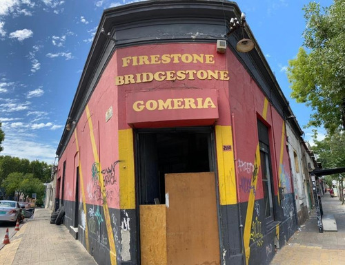 Excelente Esquina Local Comercial Admite Entrepiso.