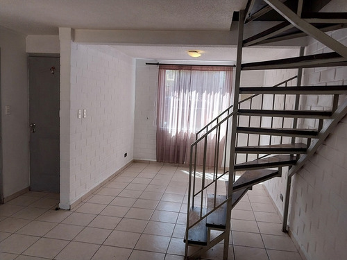Casa 2 Pisos En Villa Jardín Poniente - V. Mackenna - Renca