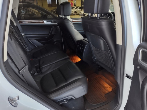 Imagen 5 de 11 de Volkswagen Touareg 3.0 V6 I Premium 2017