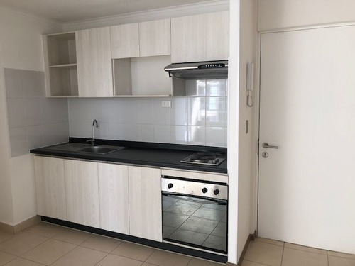 Departamento En Arriendo De 1 Dorm. En Estación Central