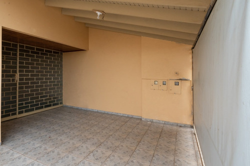 Imagem 6 de 11 de Casa Em Leonor, Londrina/pr De 300m² 5 Quartos À Venda Por R$ 249.000,00 - Ca2330796-s