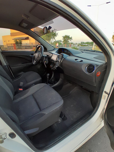 Toyota Etios 1.5 Xls At