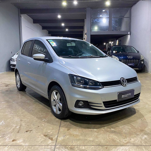 Imagen 4 de 15 de Volkswagen Fox 2016 1.6 Trendline