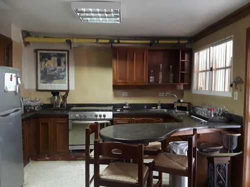 Imagen 3 de 13 de Mls Adl 21-6000 Townhouse En Venta En Av. Fuerzas Armadas