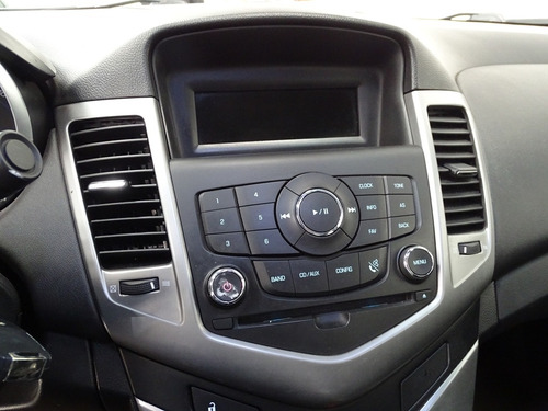 Imagem 11 de 12 de Cruze 1.8 Lt 16v Flex 4p Automático