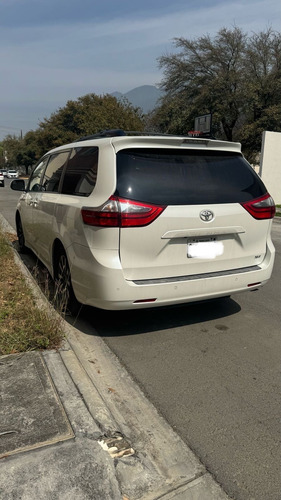 Toyota Sienna 3.5 Xle Piel At