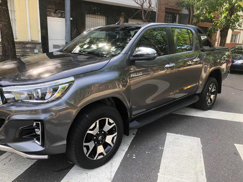 Toyota Hilux 2.8 Cd Srx 177cv 4x4 At