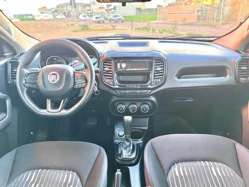 Fiat Toro 1.8 Endurance 16v Flex 4x2 Aut. 4p