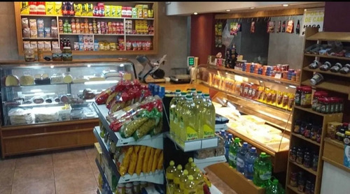 Imagen 2 de 6 de Fondo De Comercio. Granja Y Almacén En El Centro!